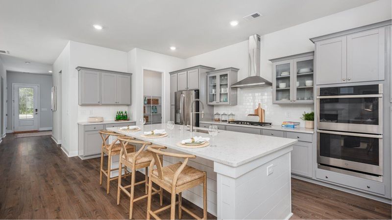 962 Carnes Crossing Blvd, Summerville, SC 29486