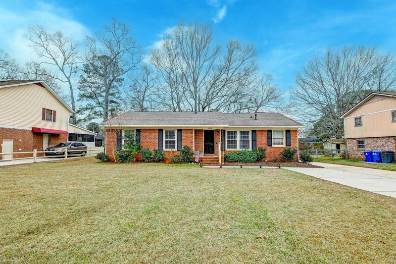 3351 Londonderry Rd, North Charleston, SC 29420