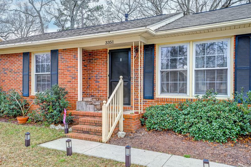 3351 Londonderry Rd, North Charleston, SC 29420