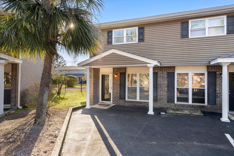 1860 Mepkin Rd #H1, Charleston, SC 29407