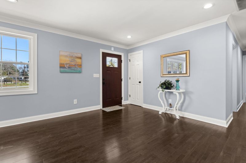 705 Melrose Dr, Charleston, SC 29414