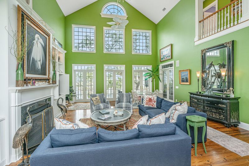 944 Hammocks Way, Edisto Island, SC 29438
