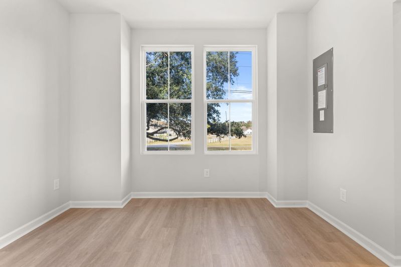 1463 Central Ave, Summerville, SC 29483