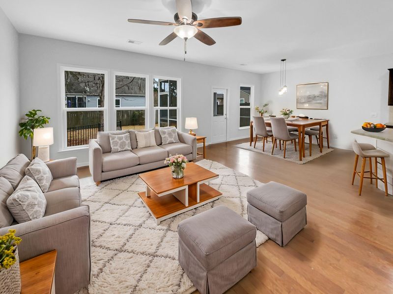 1556 Pixley St, Charleston, SC 29414