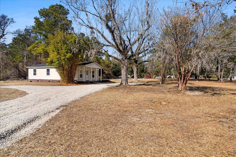 2367 United Dr, Huger, SC 29450