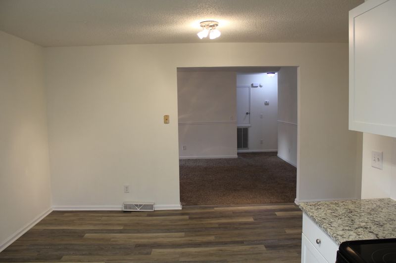241 Two Hitch Rd, Goose Creek, SC 29445