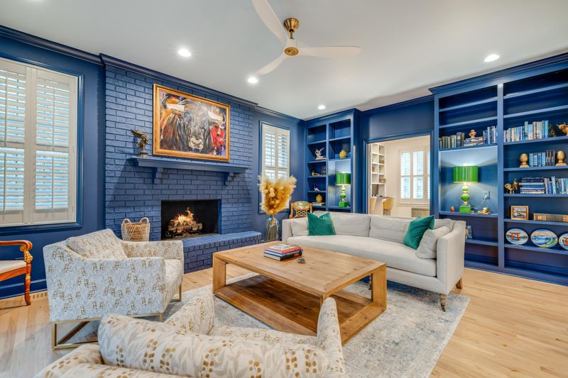 1886 Omni Blvd, Mount Pleasant, SC 29466