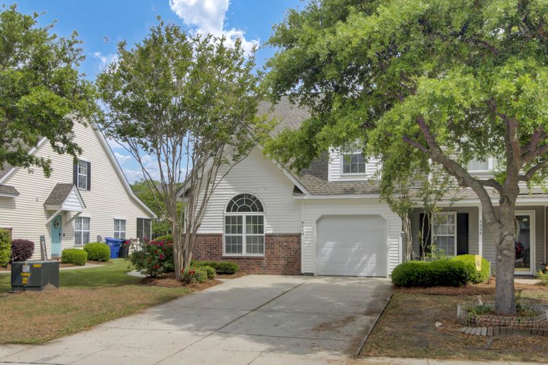 5223 Fernland Way, Charleston, SC 29420