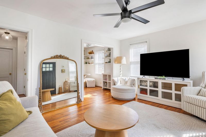 18 Sothel Ave, Charleston, SC 29407