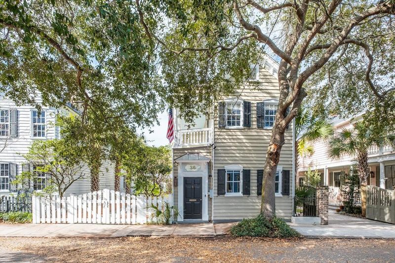 36 Bogard St, Charleston, SC 29403
