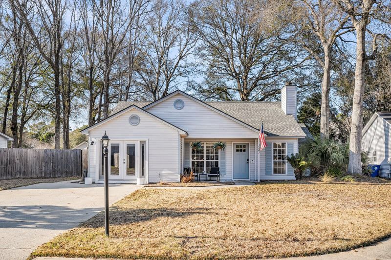 1347 Cadence Dr, Mount Pleasant, SC 29466