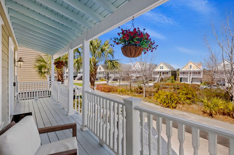 1025 Hunley Waters Cir, North Charleston, SC 29405