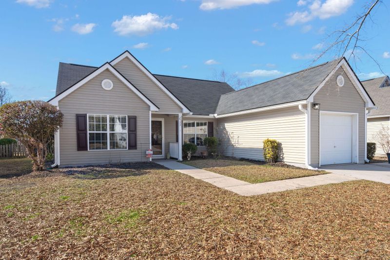 123 Dovetail Cir, Summerville, SC 29483