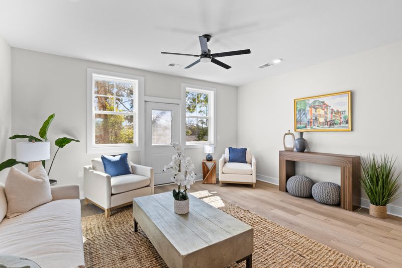 2189 Helm Ave, North Charleston, SC 29405