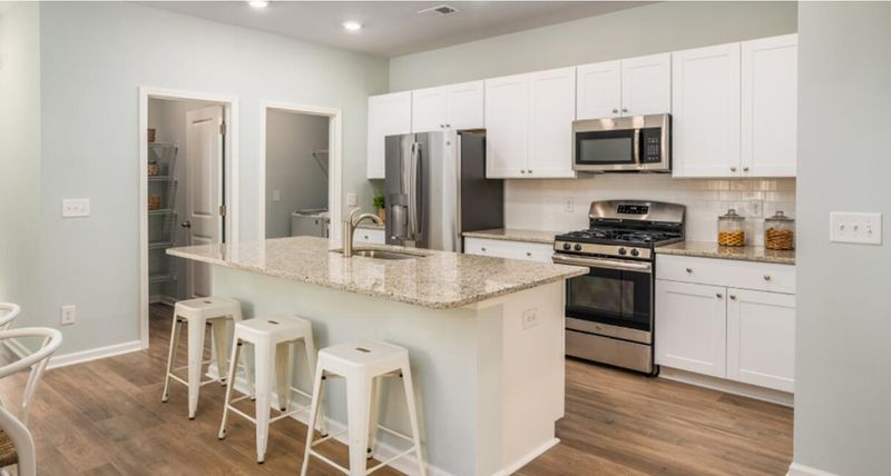 308 Pine Crest View Dr, Summerville, SC 29486