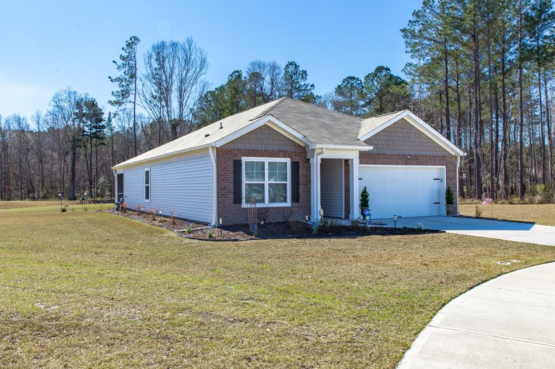 409 Spruce Ivy St, Moncks Corner, SC 29461