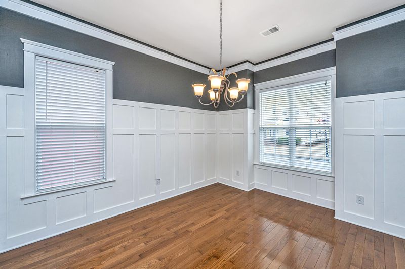 326 Foxglove Ave, Summerville, SC 29483
