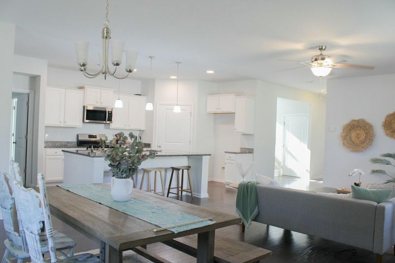 625 Woolum Dr, Moncks Corner, SC 29461