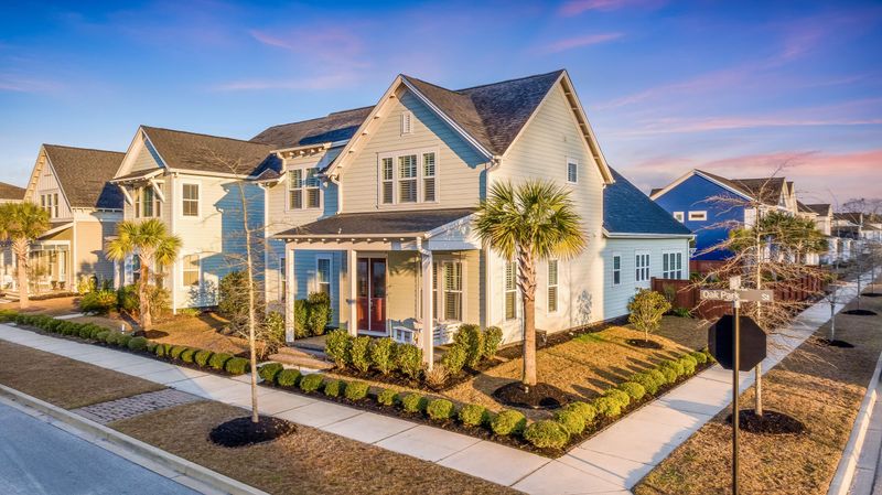 379 Oak Park St, Summerville, SC 29486