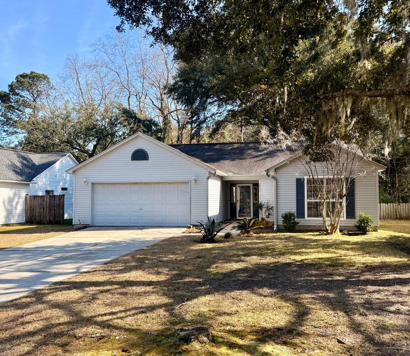 2421 Castlereagh Rd, Charleston, SC 29414