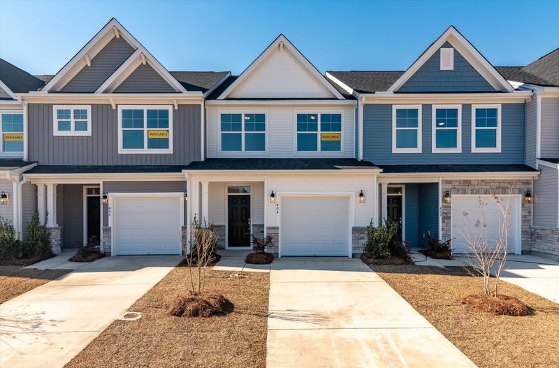 404 Duskywing Dr, Goose Creek, SC 29445