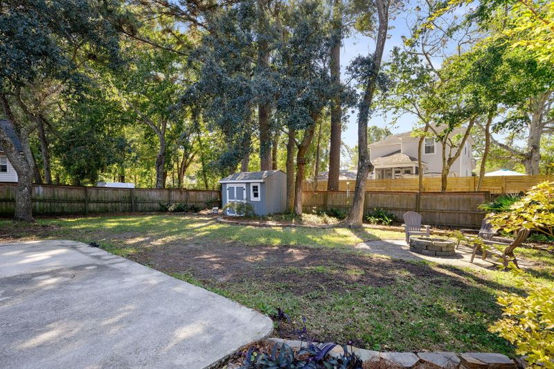 1589 Kentwood Cir, Charleston, SC 29412