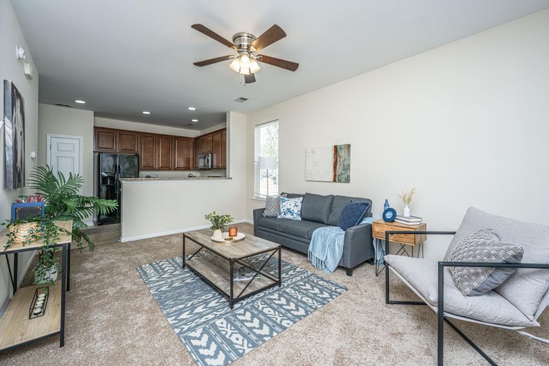 3621 Locklear Ln, Mount Pleasant, SC 29466