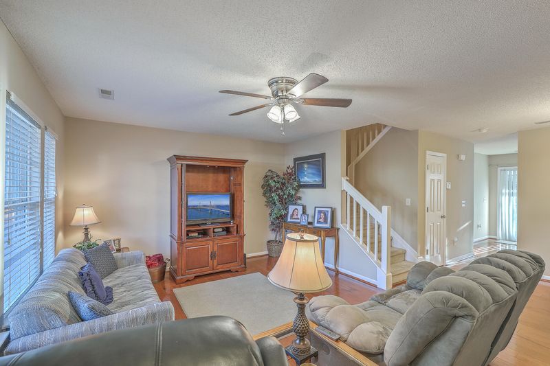 128 Hornby Cir, Goose Creek, SC 29445
