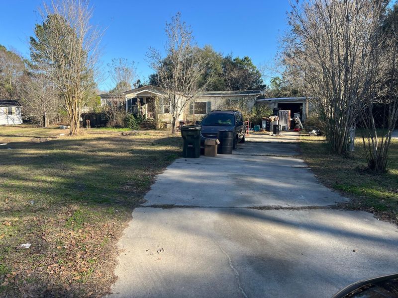 439 Treeline Dr, Moncks Corner, SC 29461