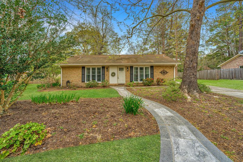 123 Tiffany Ln, Summerville, SC 29485
