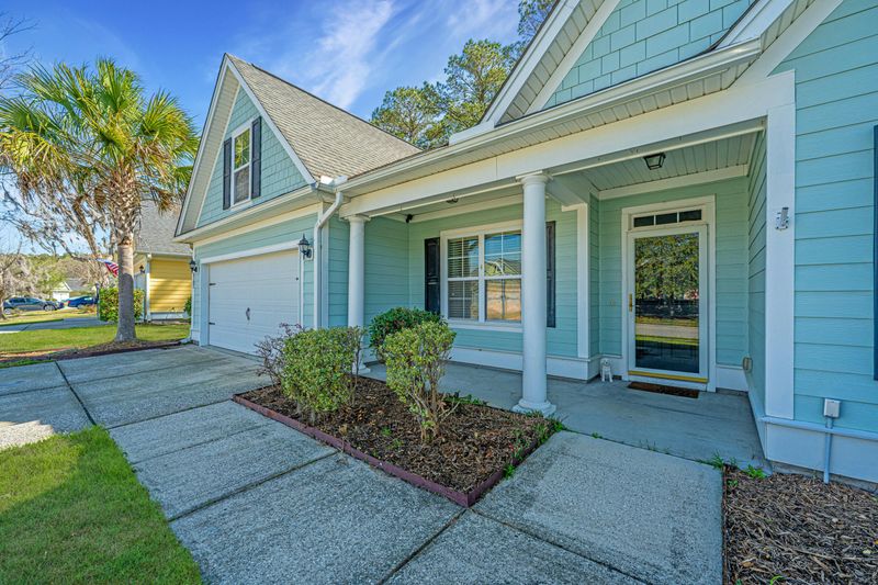 8502 Sentry Cir, North Charleston, SC 29420