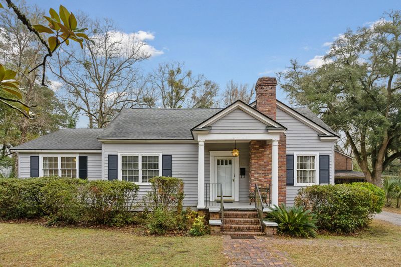 105 S Palmetto St, Summerville, SC 29483