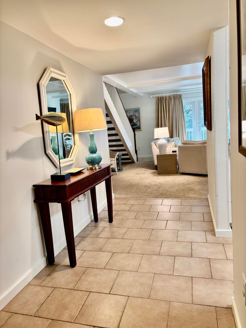 5 Seagrove Ln #D, Isle Of Palms, SC 29451
