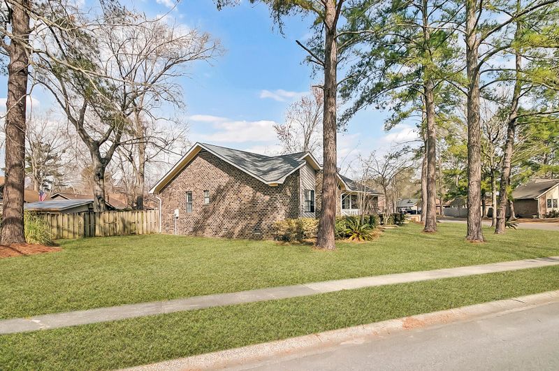 1205 Scotch Pine Ln, Ladson, SC 29456