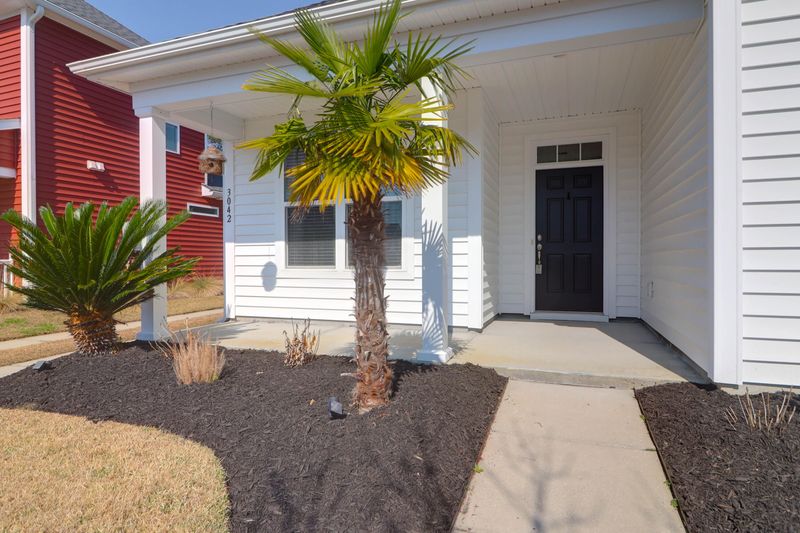 3042 Moonlight Dr, Charleston, SC 29414