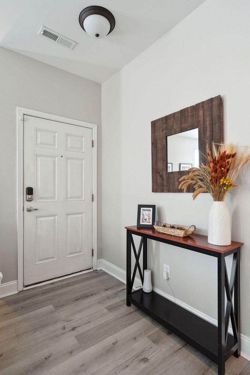 8816 Kellum Dr, North Charleston, SC 29420