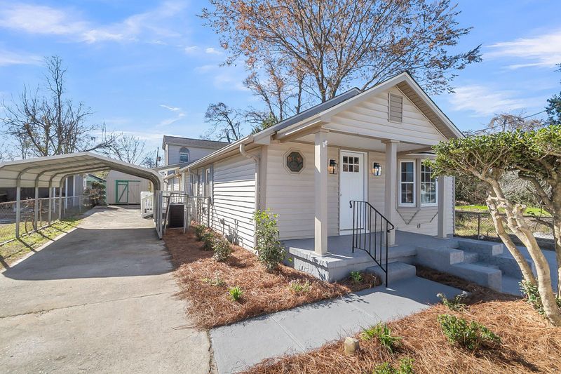 1987 Echo Ave, North Charleston, SC 29405