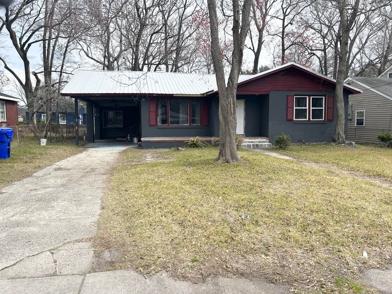 5056 Butler St, North Charleston, SC 29406