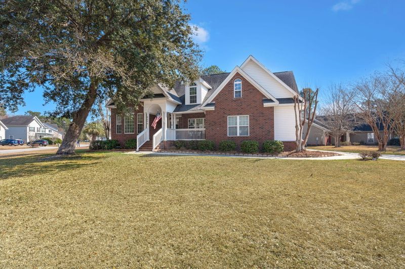 8696 Spring Chapel Ln, North Charleston, SC 29420