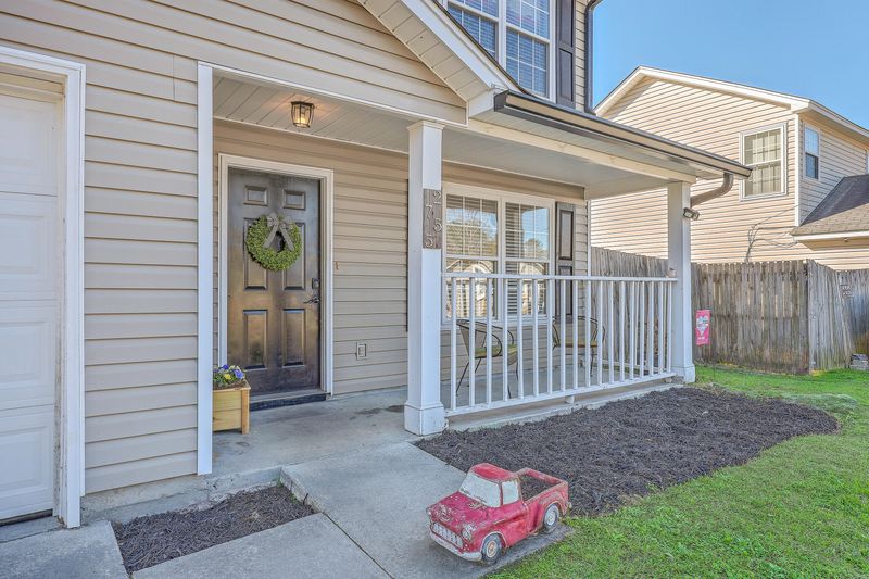 2755 Lacy St, North Charleston, SC 29406