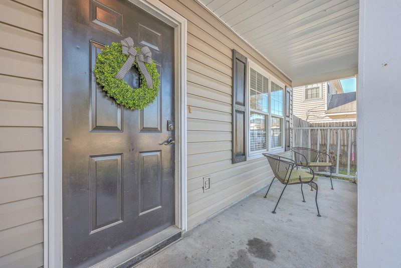 2755 Lacy St, North Charleston, SC 29406