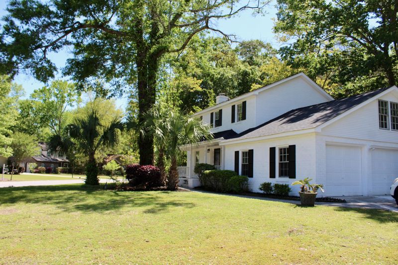 212 Blue Heron Dr, Summerville, SC 29485