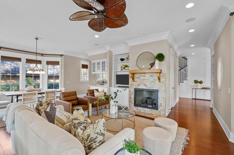 720 Island Park Dr #104, Charleston, SC 29492
