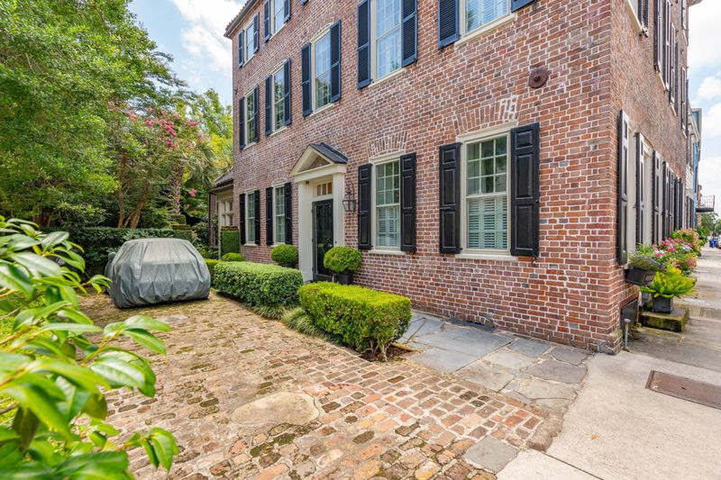 41 Tradd St, Charleston, SC 29401