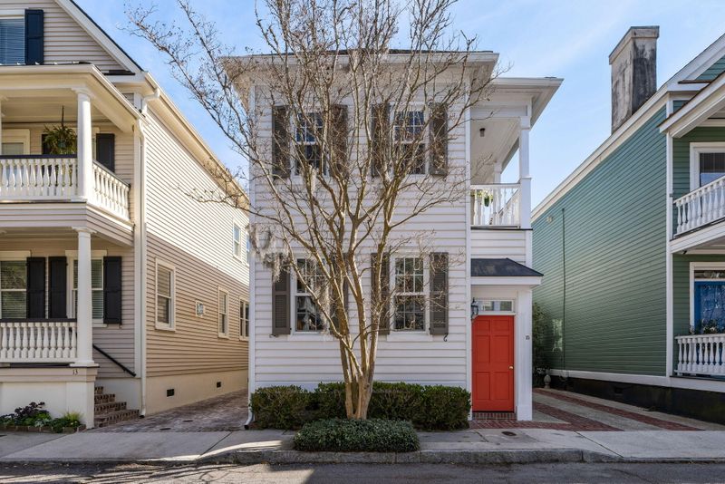 15 Menotti St, Charleston, SC 29401