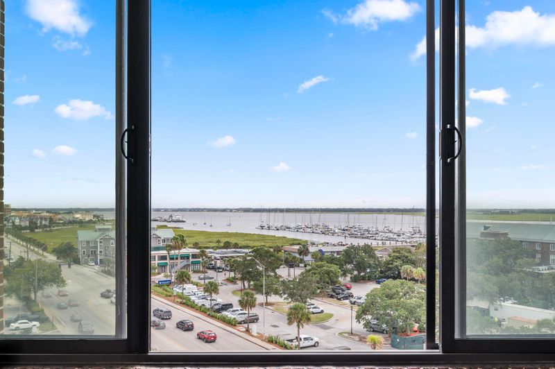 14 Lockwood Dr #6e, Charleston, SC 29401