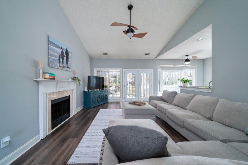 1633 Wayah Dr, Charleston, SC 29414