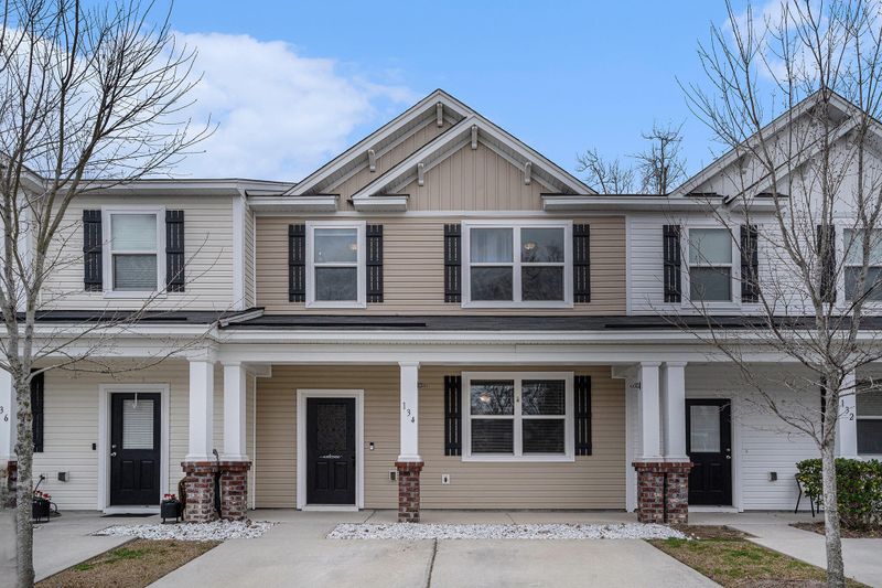 134 Alma Dr, Ladson, SC 29456