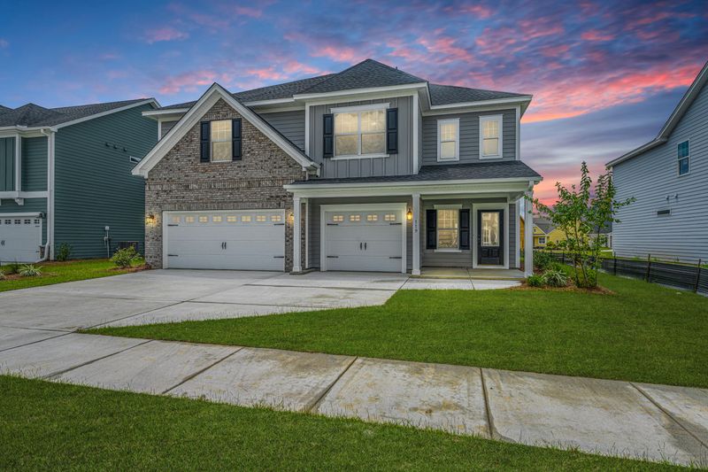 136 Grange Cir, Summerville, SC 29486