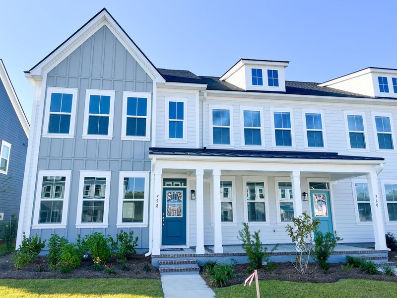 758 Blueway Ave, Summerville, SC 29486